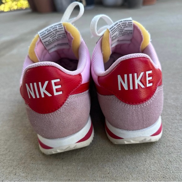 Nike Cortez Women's Pink and Red Valentine Sneakers 8.5 - Picture 7 of 11